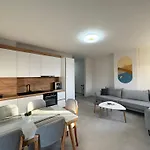 R Appartement Shëngjin