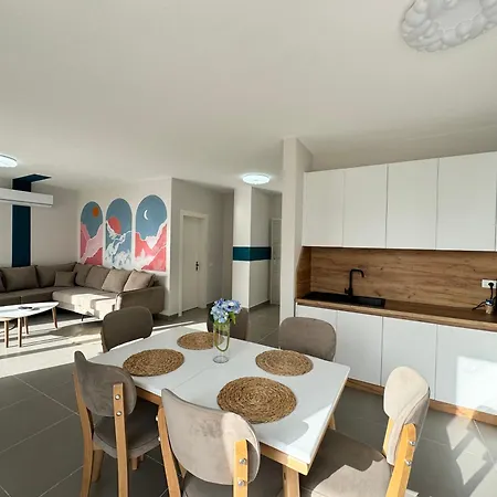 R Appartement Shëngjin