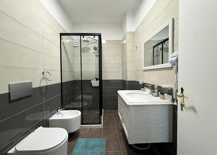 R Apartment
